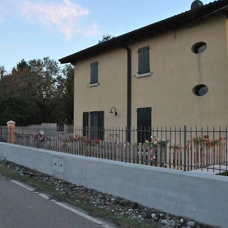 Casa Bassana Apartment Peschiera del Garda Luaran gambar