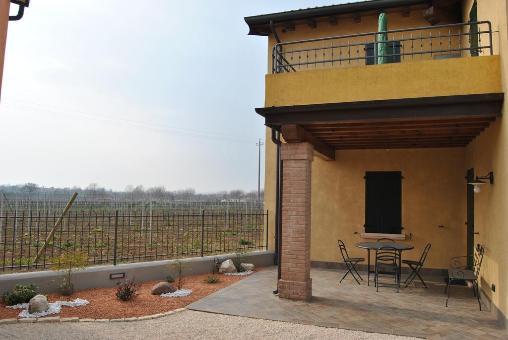 Casa Bassana Apartment Peschiera del Garda Bilik gambar