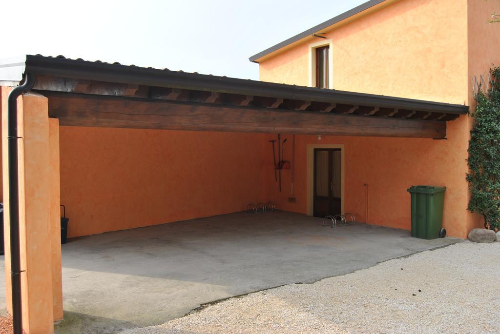 Casa Bassana Apartment Peschiera del Garda Bilik gambar