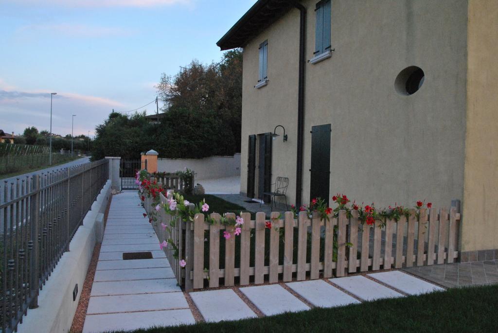 Casa Bassana Apartment Peschiera del Garda Luaran gambar