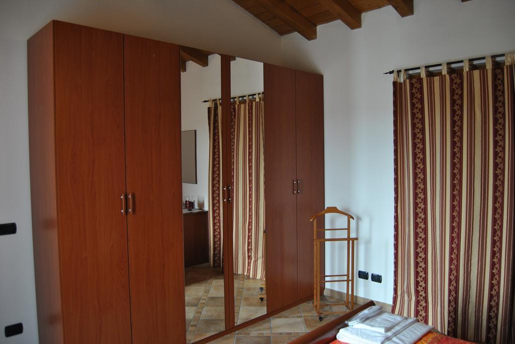 Casa Bassana Apartment Peschiera del Garda Luaran gambar