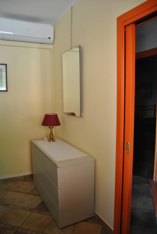 Casa Bassana Apartment Peschiera del Garda Luaran gambar